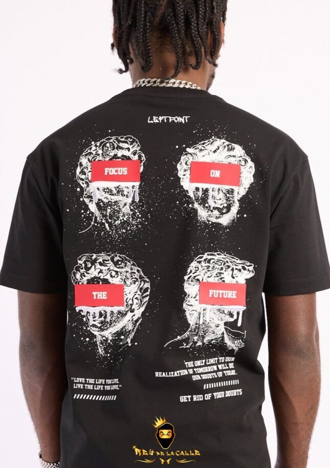 Camiseta Left Point Negra Focus On The Future