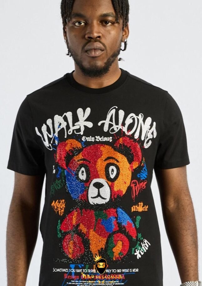 Camiseta Left Point Negra Pedrería Brillante Oso Walk Alone