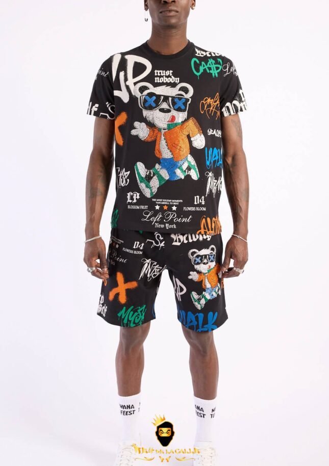 Camiseta Left Point Negra Pedrería Brillante Oso Trust Nobody