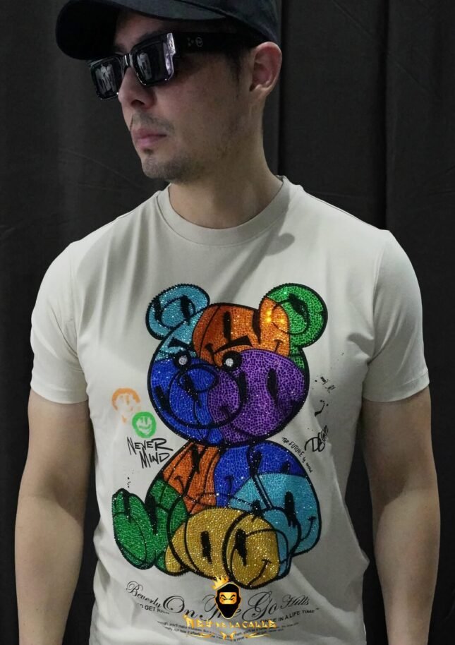 Camiseta Left Point Beige Pedrería Brillante Oso Colorido